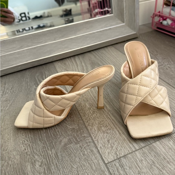 Nude Puff Heels - Picture 2 of 5